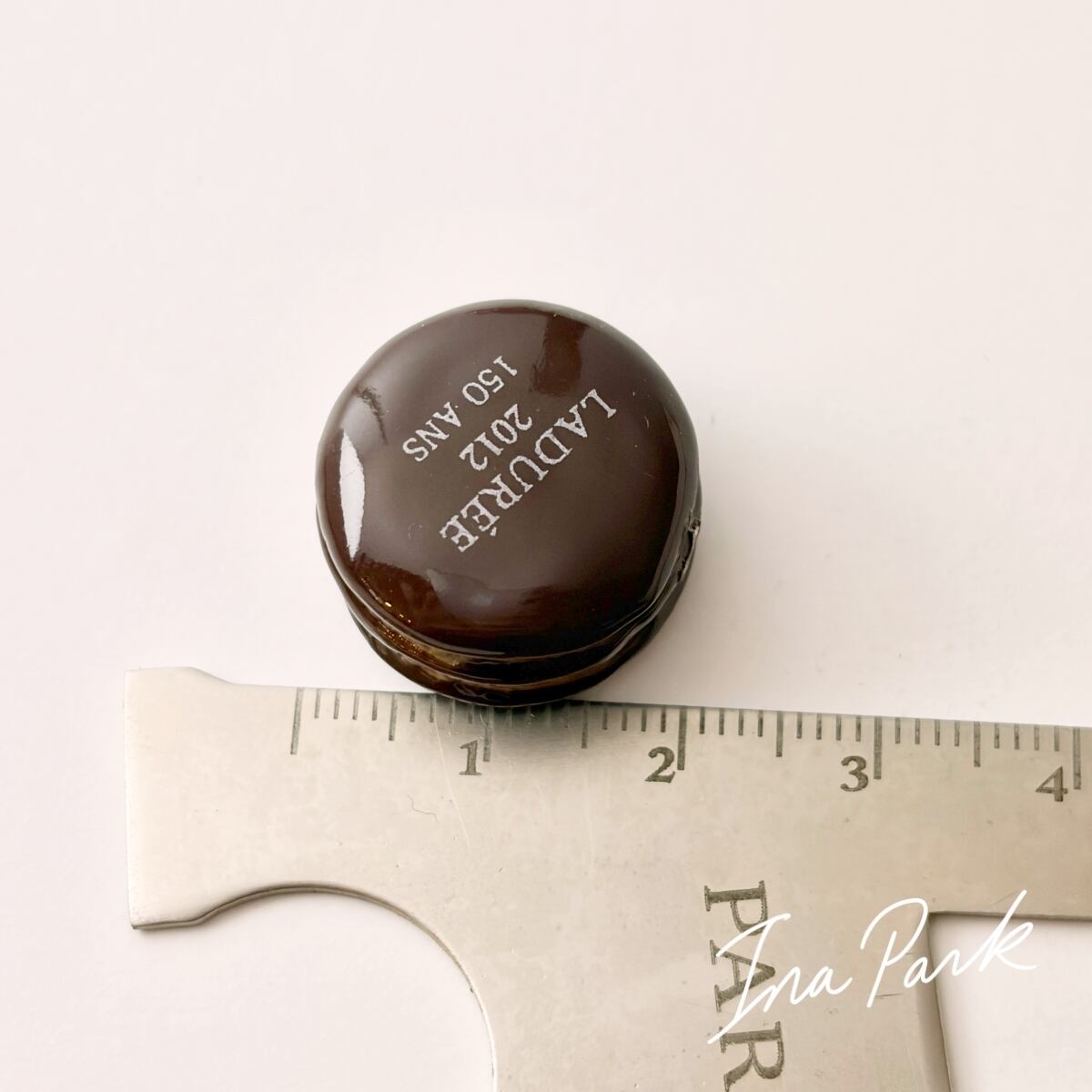 ラデュレ 2012 150周年　フェーブ　フェーヴ　フランス　陶器　ミニチュア 入手困難品 LADURÉE 2012 150周年 5個フルセット フェーヴ ラデュレ