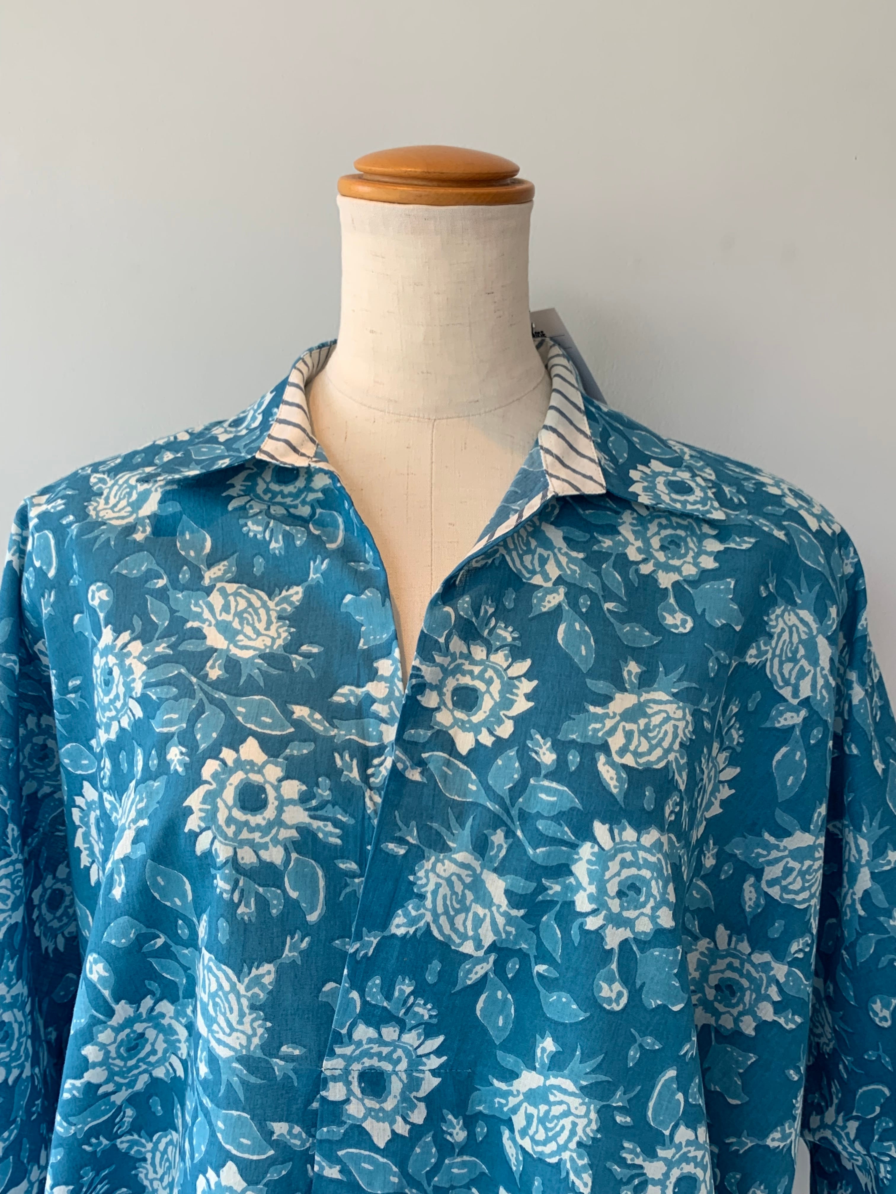 Sサイズラスト1枚【着るストレスゼロ】ブラウス インド綿 ブロックプリント 手作り ブルー 涼しい