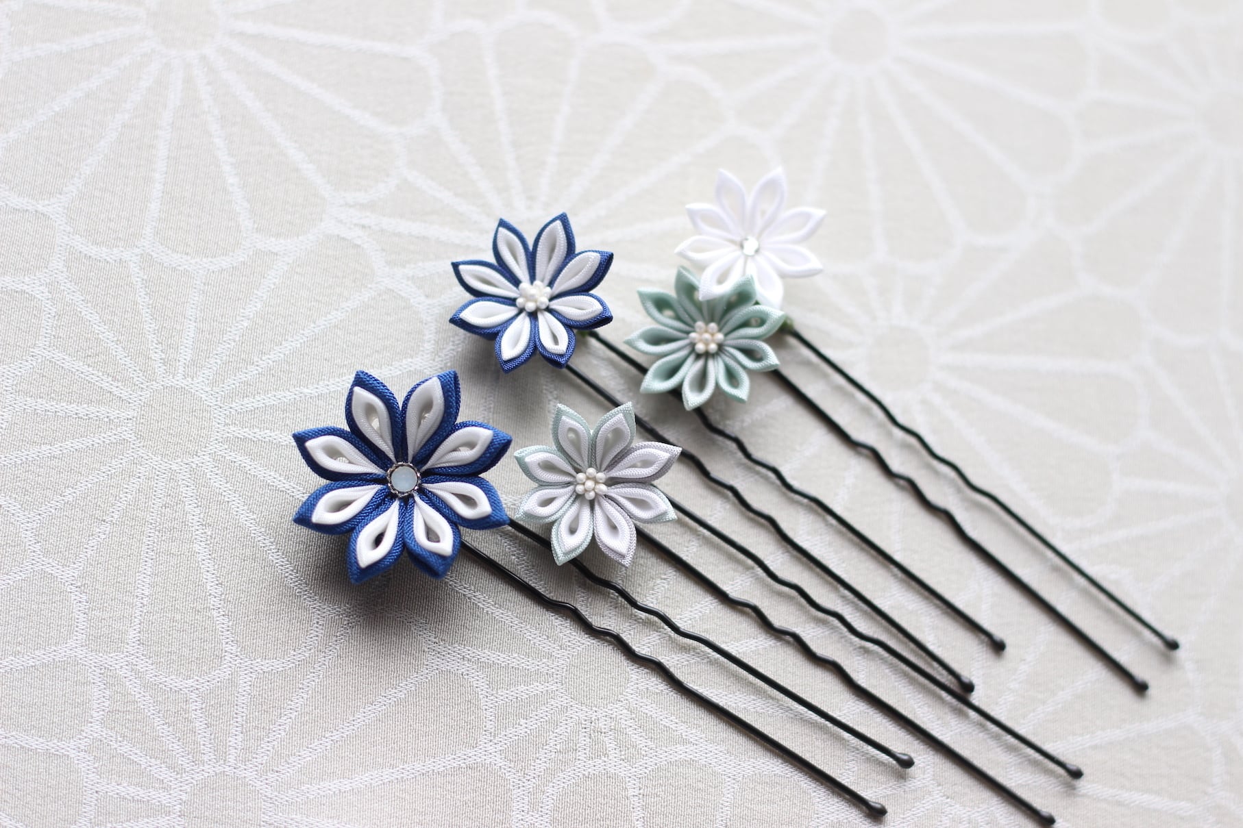 つまみ細工 コームとUピンのセット