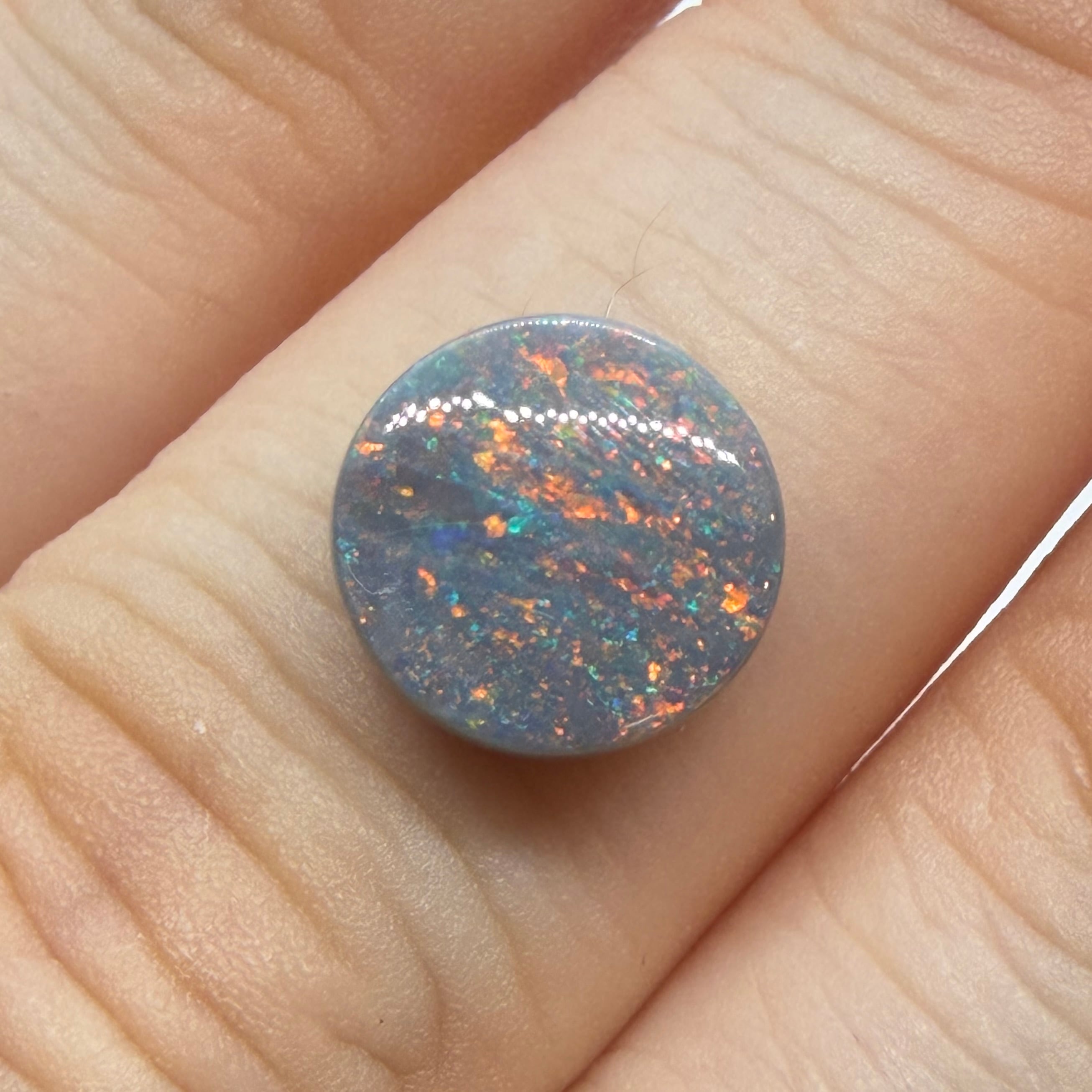 ギャラクシーなブラックオパール