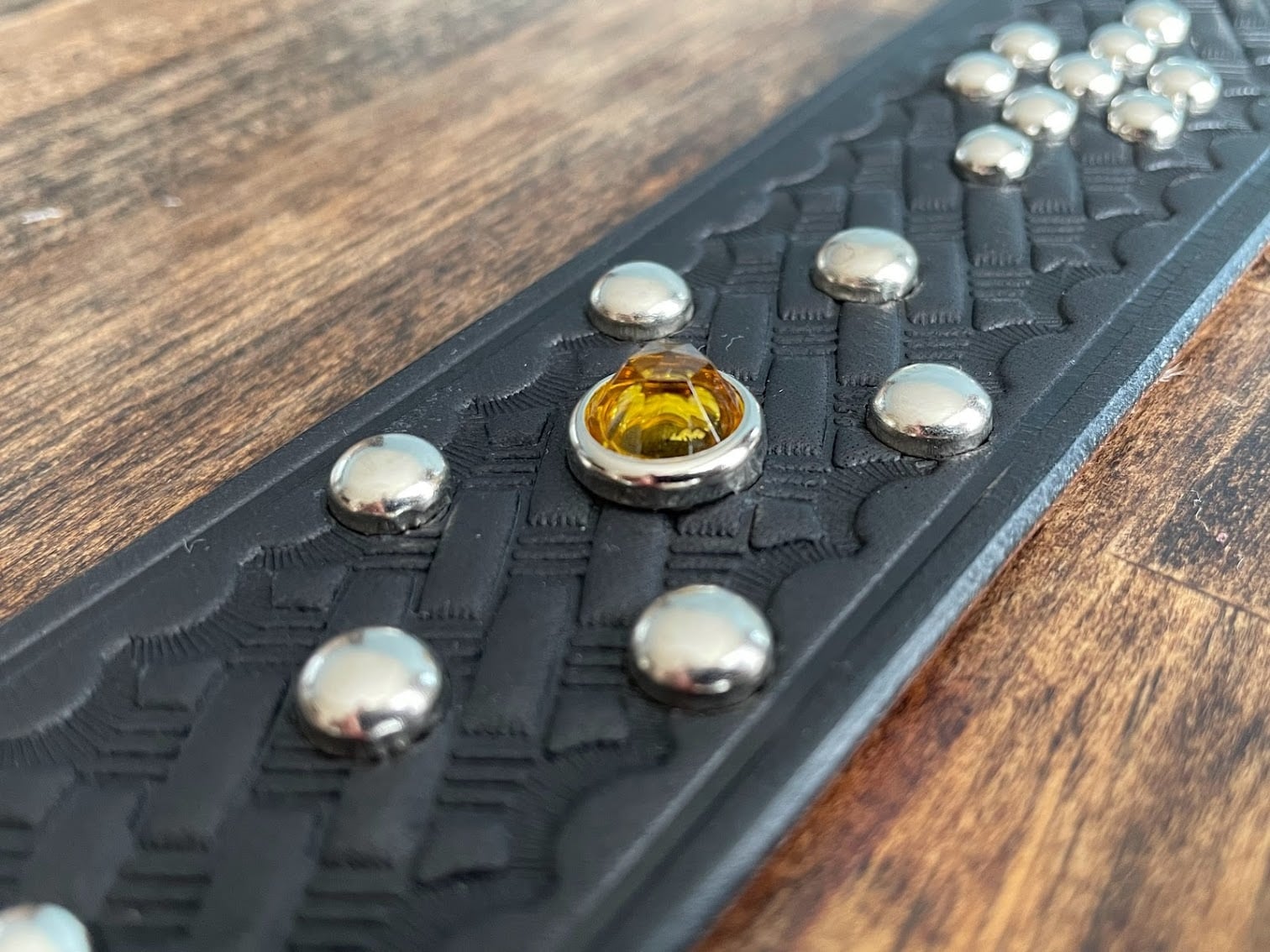 スタッズベルト 《シメナワ》 | 荒馬スタッズ工業