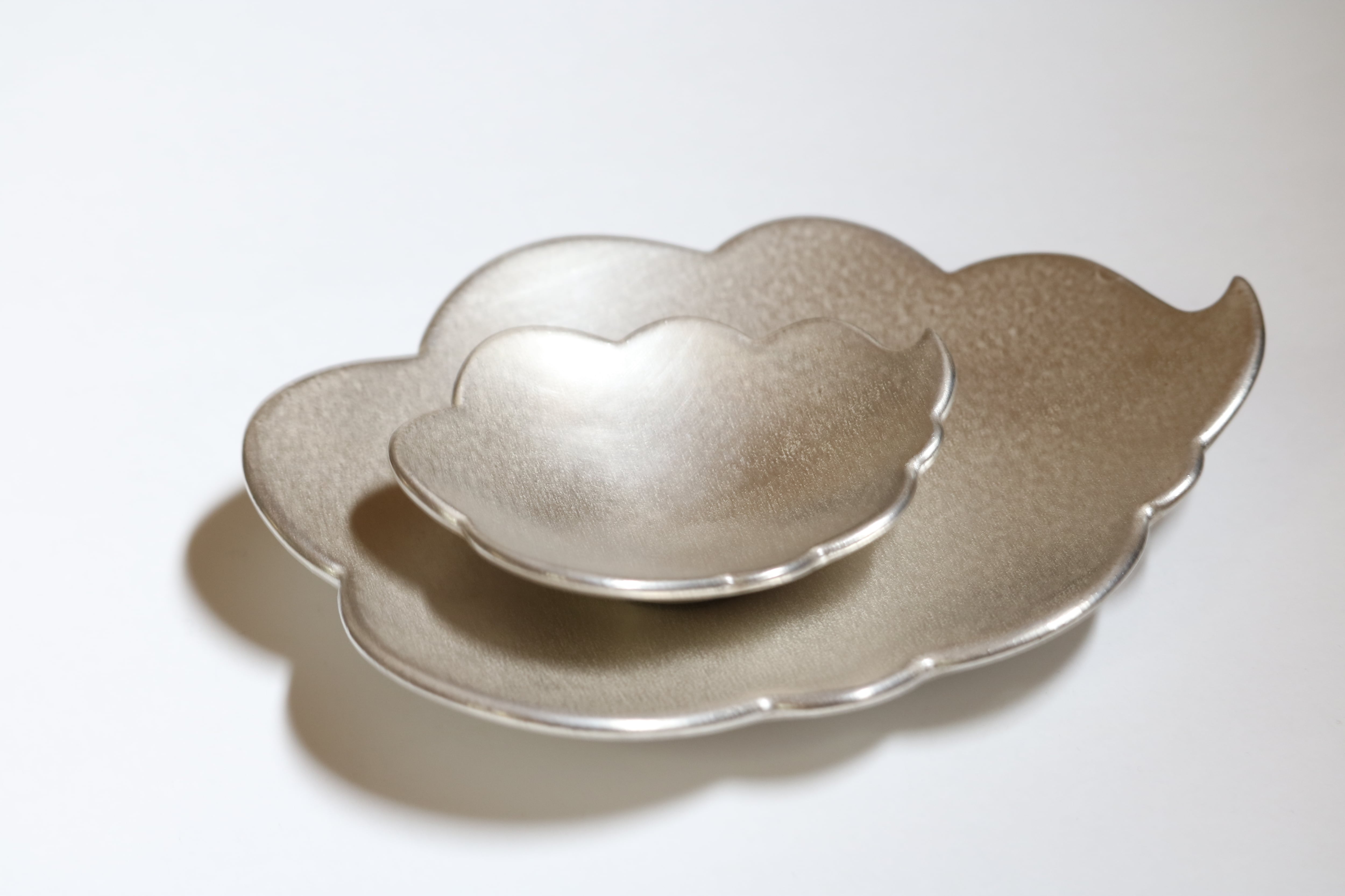 雲 菓子皿 シルバー