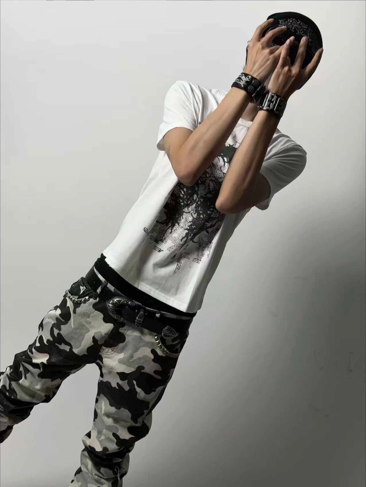 【CinderVein】White Camo Rivet Coated Denim Pants