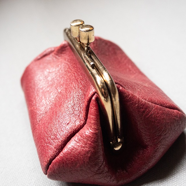 unknown used Gamaguchi leather pouch