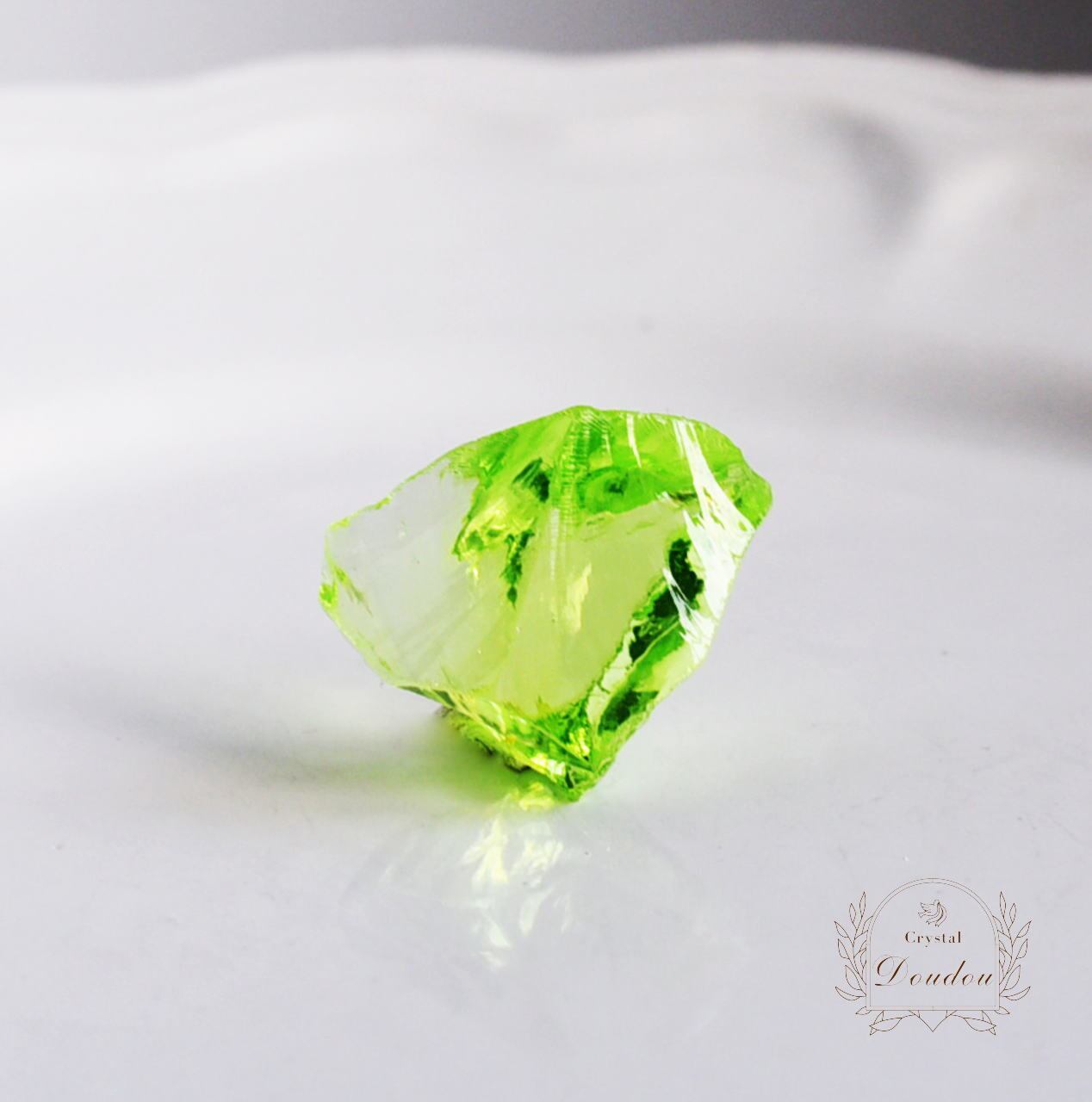 アンダラクリスタル 希少ネオン アニスグリーン・ラジウム〔sa4414