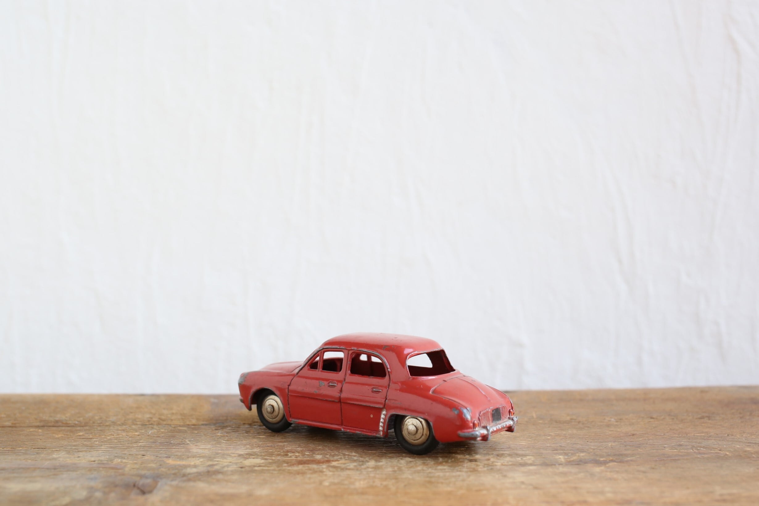 フランス DINKY TOYS ディンキー MECCANO社 『RENAULT DAUPHINE 
