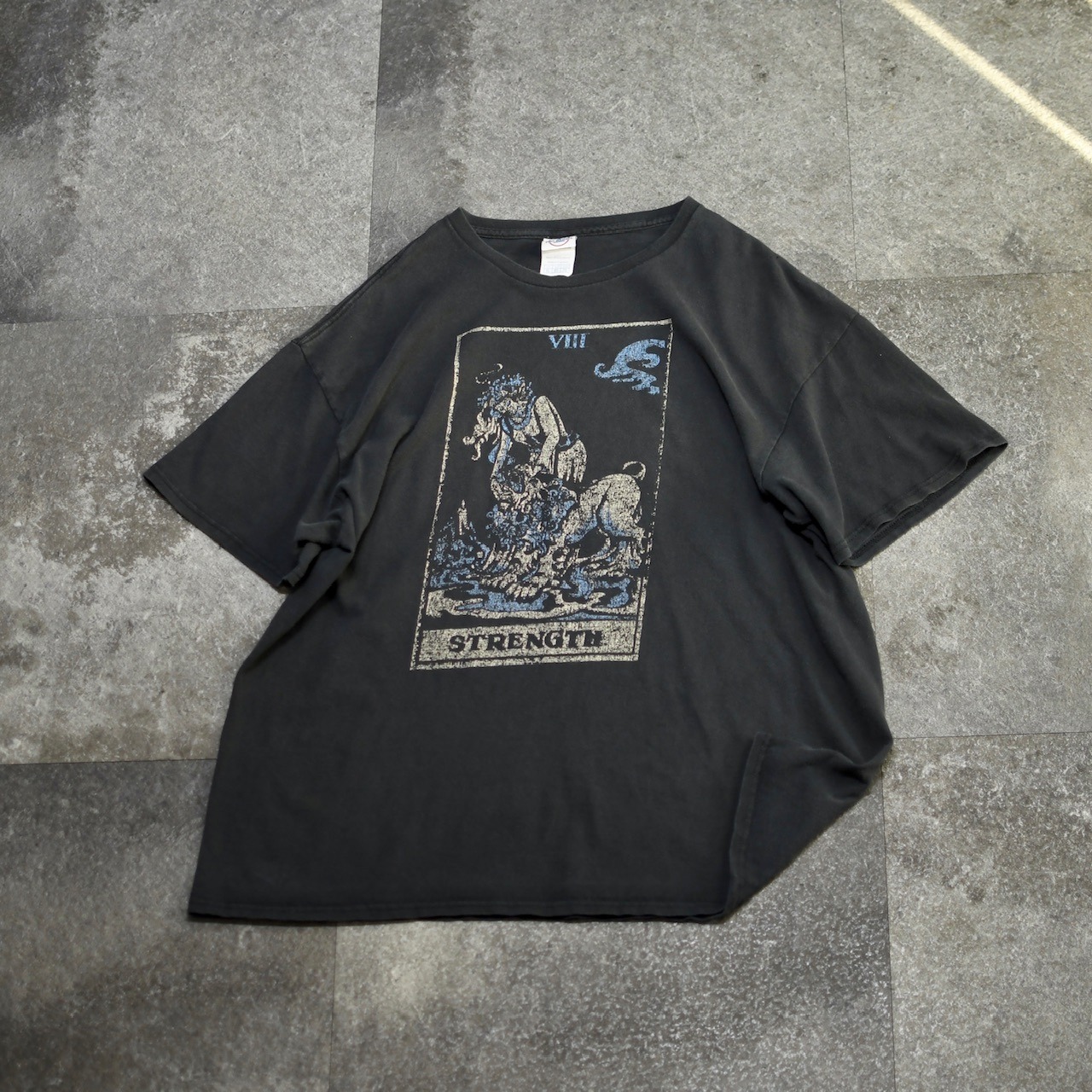 VⅢ tarot card print tee