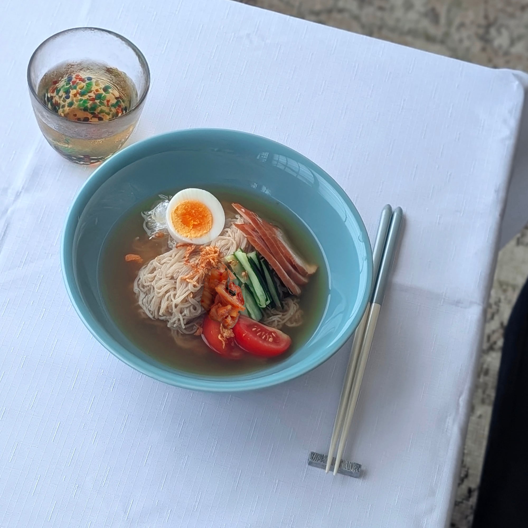 青磁 7寸反りめん丼 | 和食器通販ショップ 貴好人｜有田焼・波佐見焼