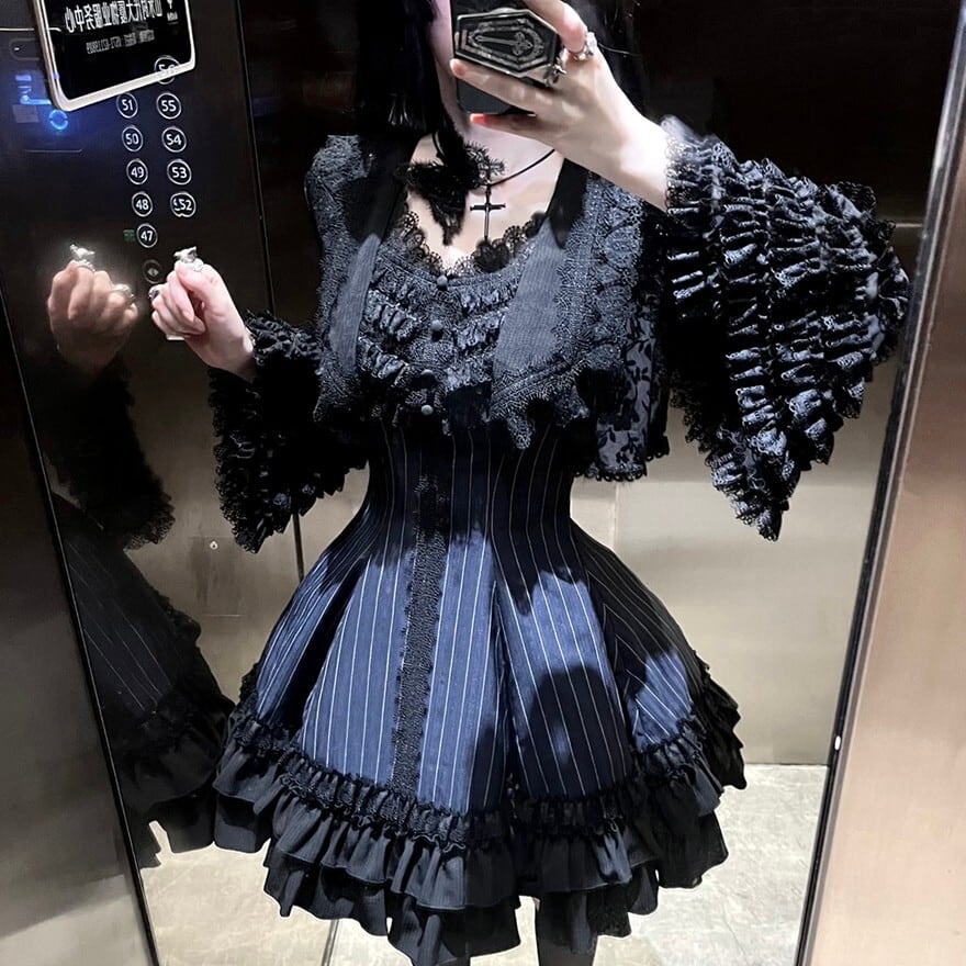 ゴスロリ 姫袖ジャケット ジャガード生地 フリル レース ダーク