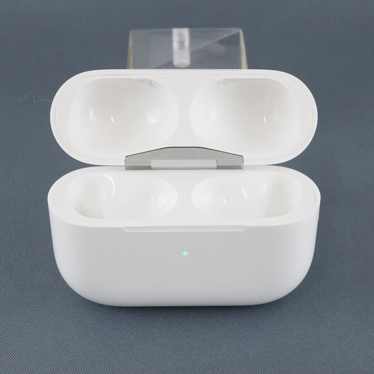 Apple AirPods Pro 充電ケースのみ MagSafe USED超美品 第一世代