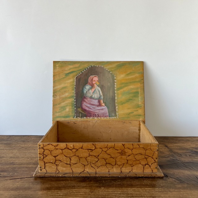 Wooden Box / Alma