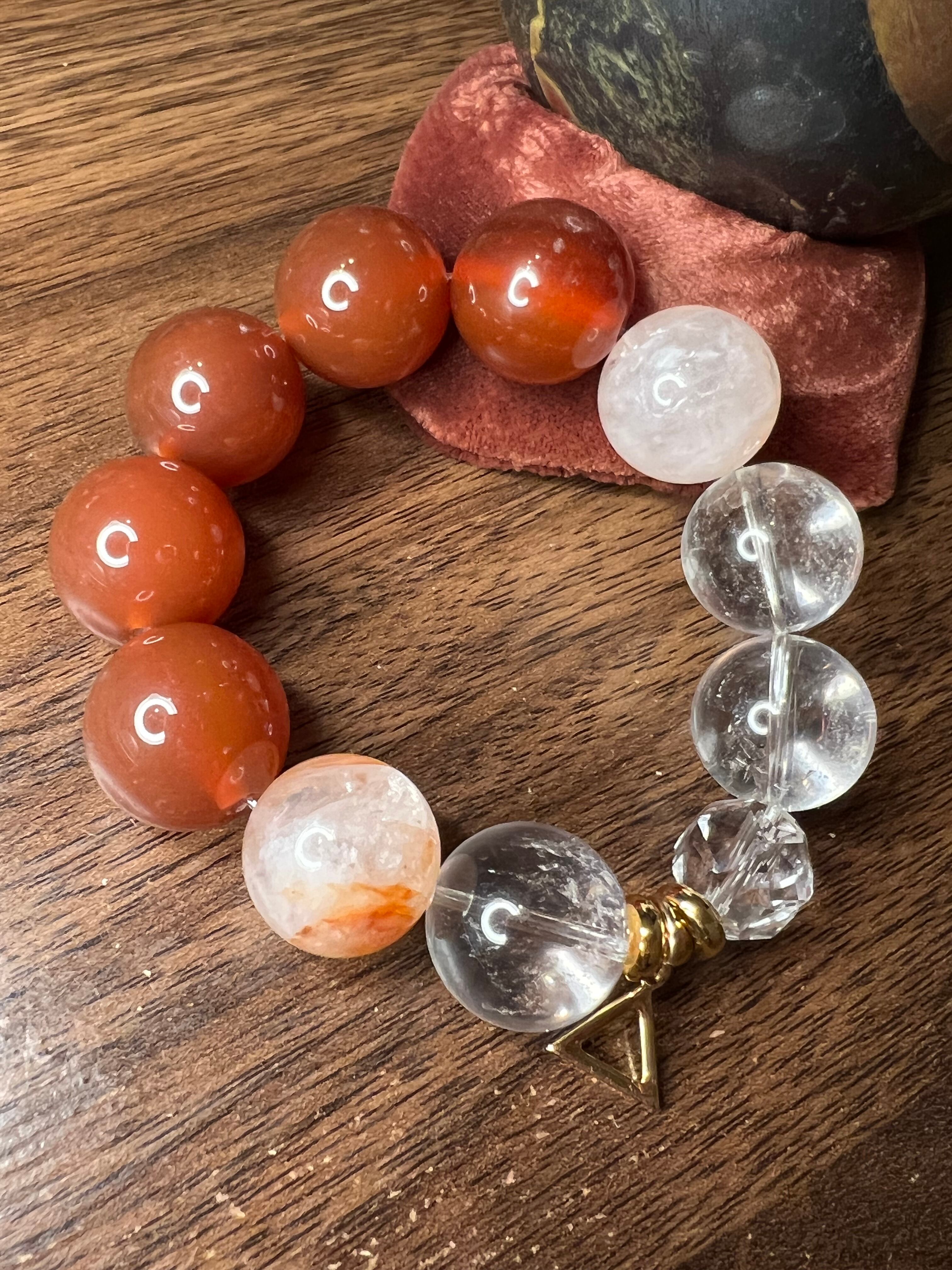 大きな木の幹の内側【第一チャクラブレス】メノウとヘマタイトインクォーツ