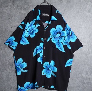 Black hibiscus design open collar shirt