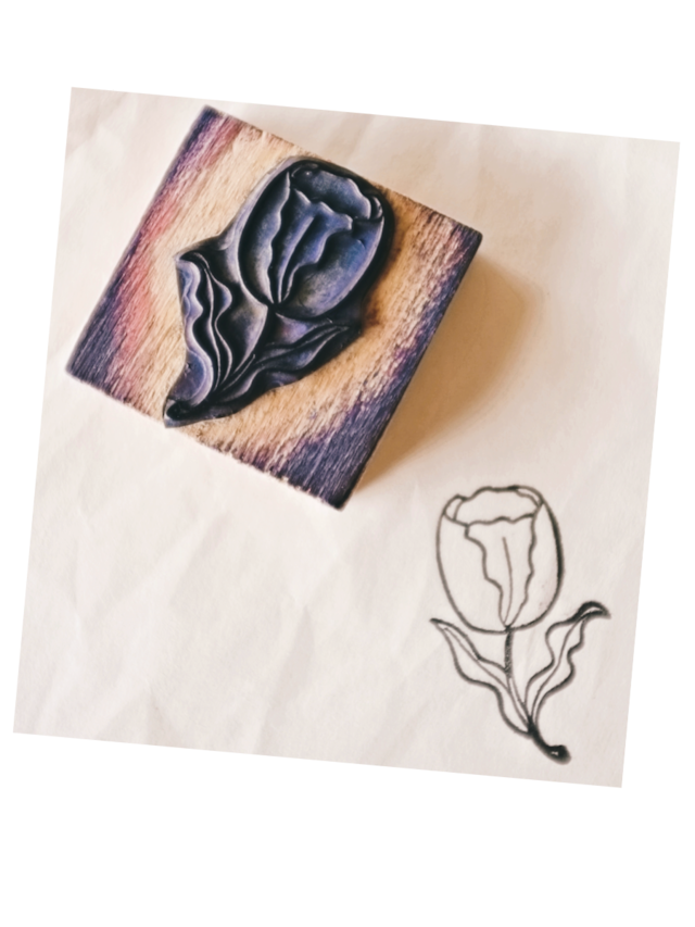 フランス 5.3c やさしいチューリップとメランコリーな木製スタンプ ヴィンテージ