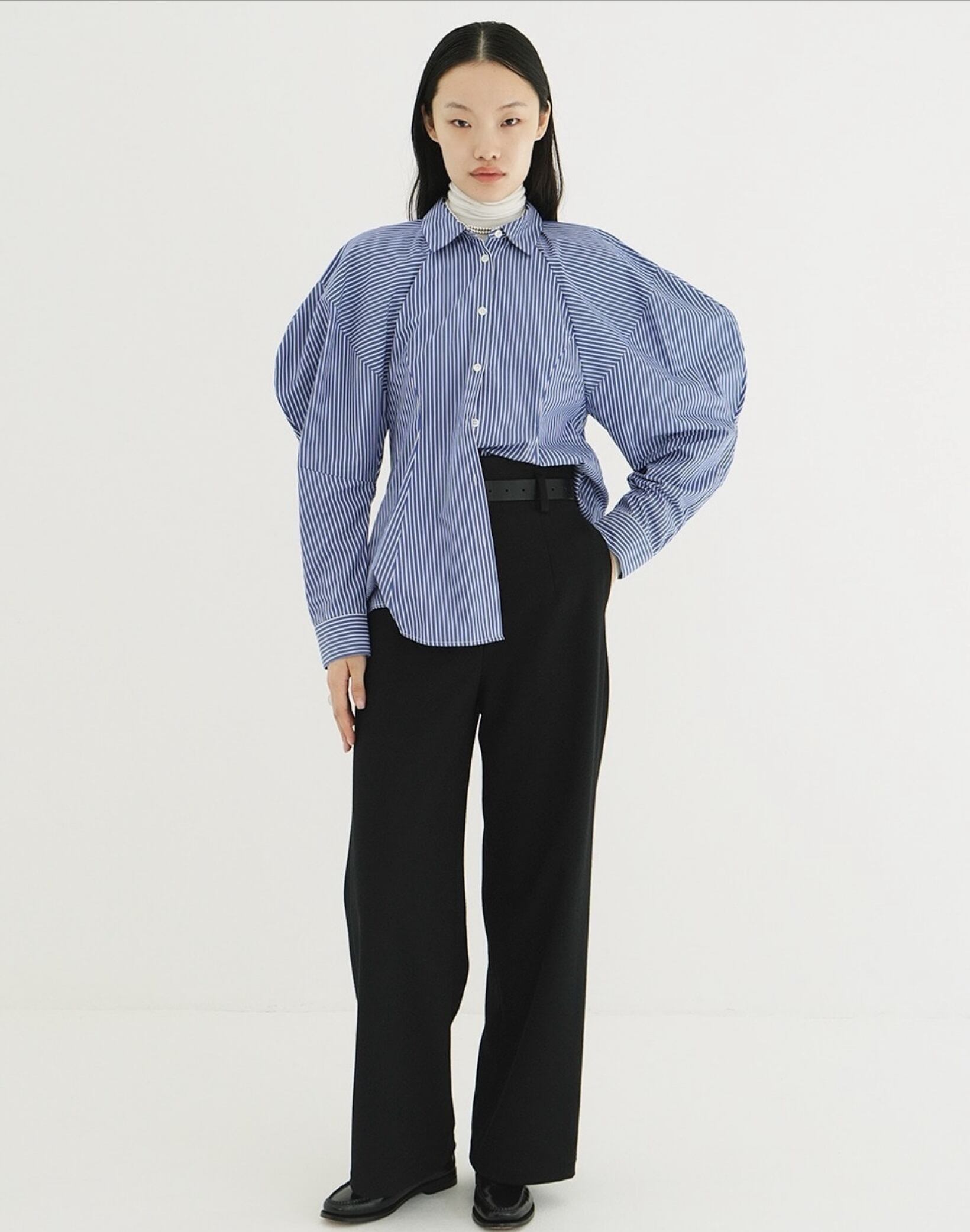 CLANE VOLUME SLEEVE SHIRTS | FLICKA ASHIYA