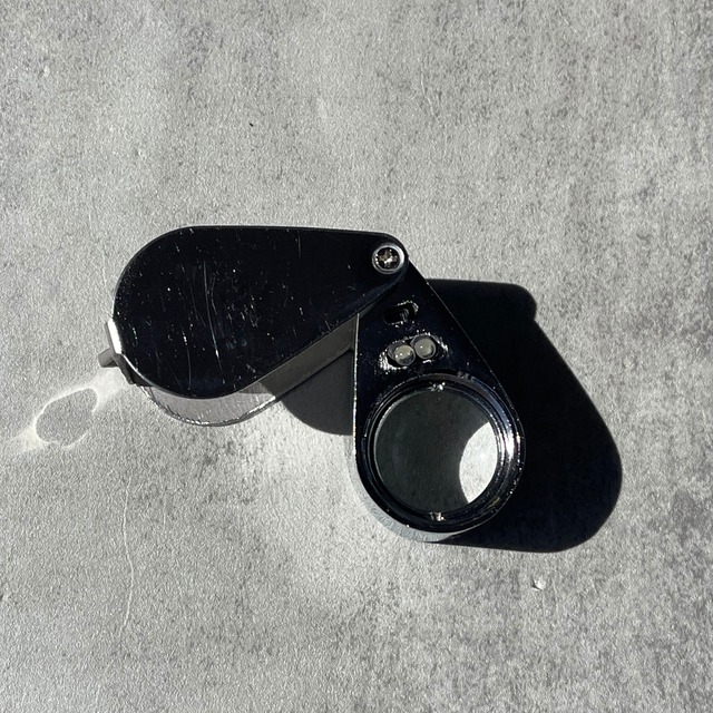 【YAY! Stones 鉱物ルーペ】ロゴ入り オリジナル ライト付き 倍率20