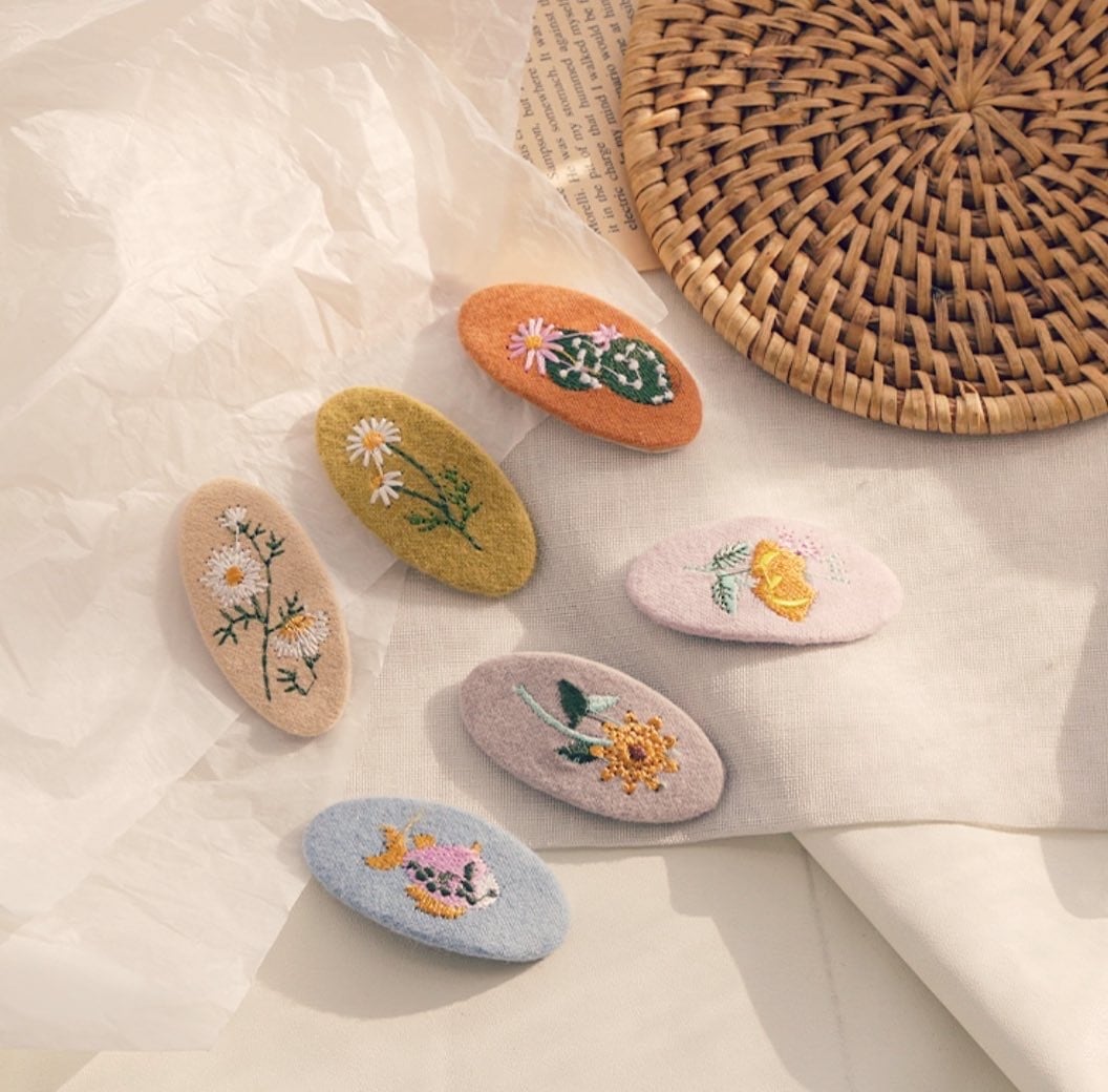 【即納】刺繍ヘアピン(マスタード再入荷)