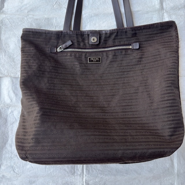 Prada ナイロントートバッグ カーキ ロゴプレート 古着 画像12