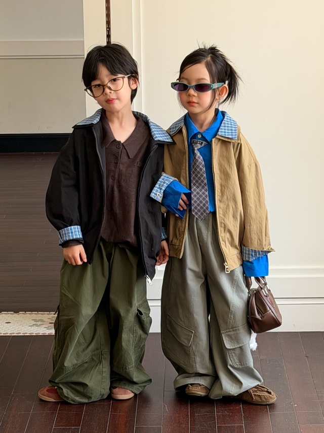 チェックレイヤード風ジップアップジャケット（2色展開）KMAI｜アウター ブルゾン｜小学生 ジュニア対応｜通学 普段着｜韓国子供服｜男の子 女の子｜100-160cm｜2026秋服 ［取寄］