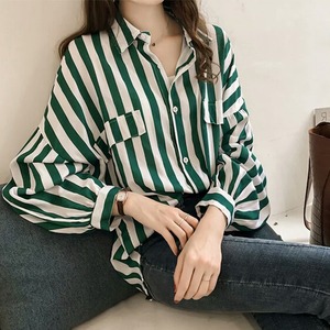 【送料無料】 ビッグシルエット ストライプ 長袖 シフォンシャツ フロントボタン 襟付き トップス シフォンブラウス ポケット ドロップショルダー バルーンスリーブ オーバーサイズ ワイドスリーブ ワイドシルエット ボーダー カジュアル おしゃれ 抜け感 デイリー ブラック 黒 グリーン 緑 大きいサイズ S～3XL 通勤 通学 春 秋 SH-020HM