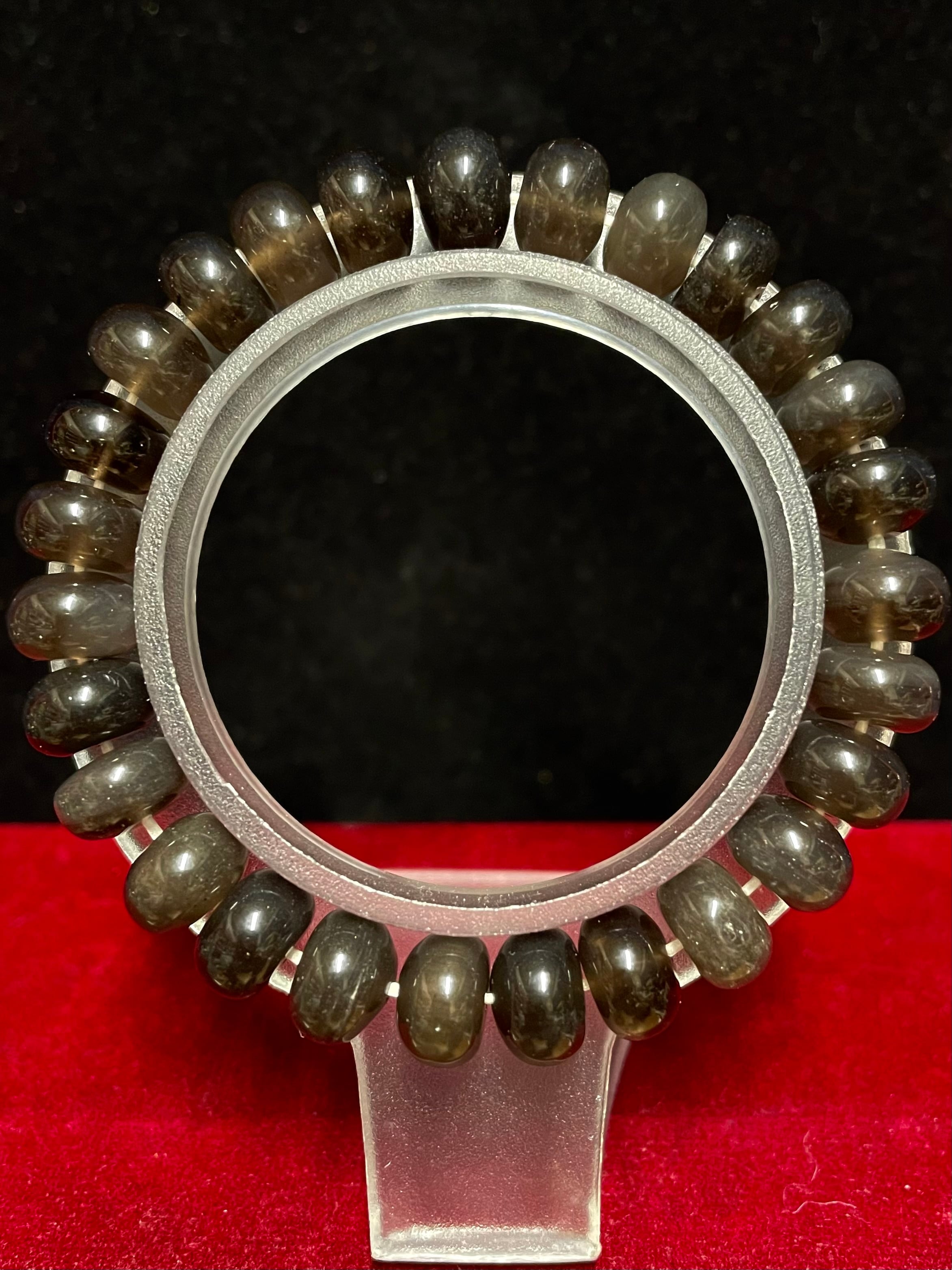 5) 心の癒し「アグニマニタイト」研磨ビーズ・ブレスレットA