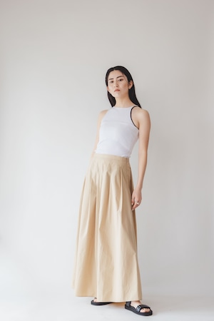 Long oneway pleated skirt