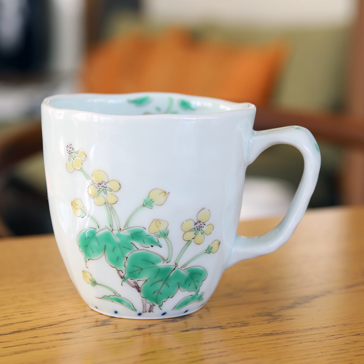 藍水「キツネノボタン マグカップ(大)」 うつわ藍水 波佐見焼