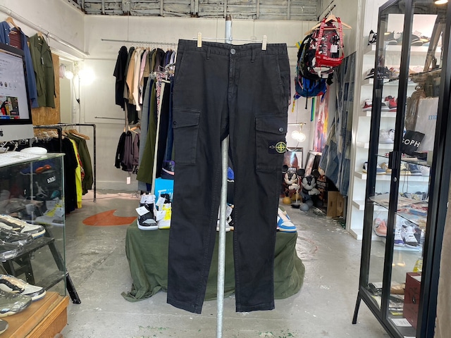 STONE ISLAND GARMENT DYE CARGO PANT BLACK 32 60520