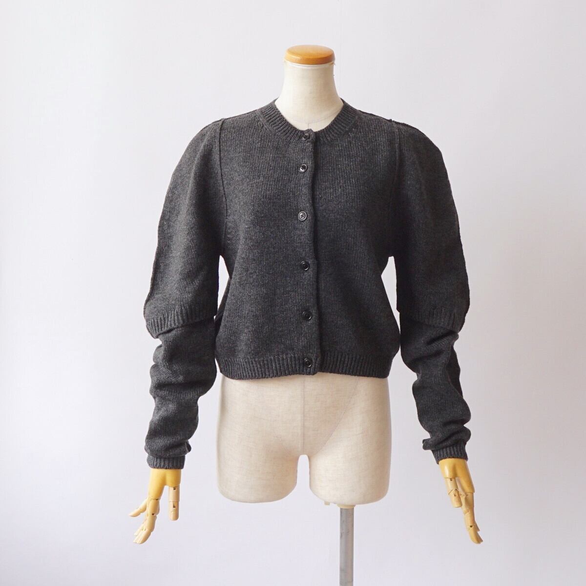 【未使用】25AW ジェーンスミス　カーディガン 未使用】25AW ジェーンスミス カーディガン 7G KEY KNIT