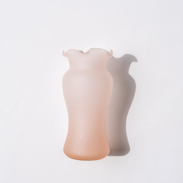 Mat Frill Vase