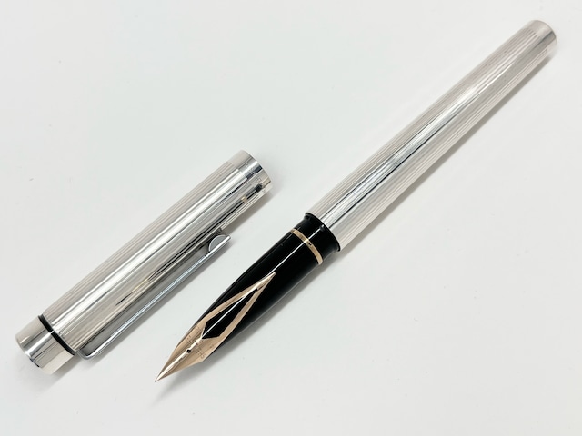 1976　シェーファー タルガ １００４　SHEAFFER Targa 1004　（極細字）　14K　　　　　02850