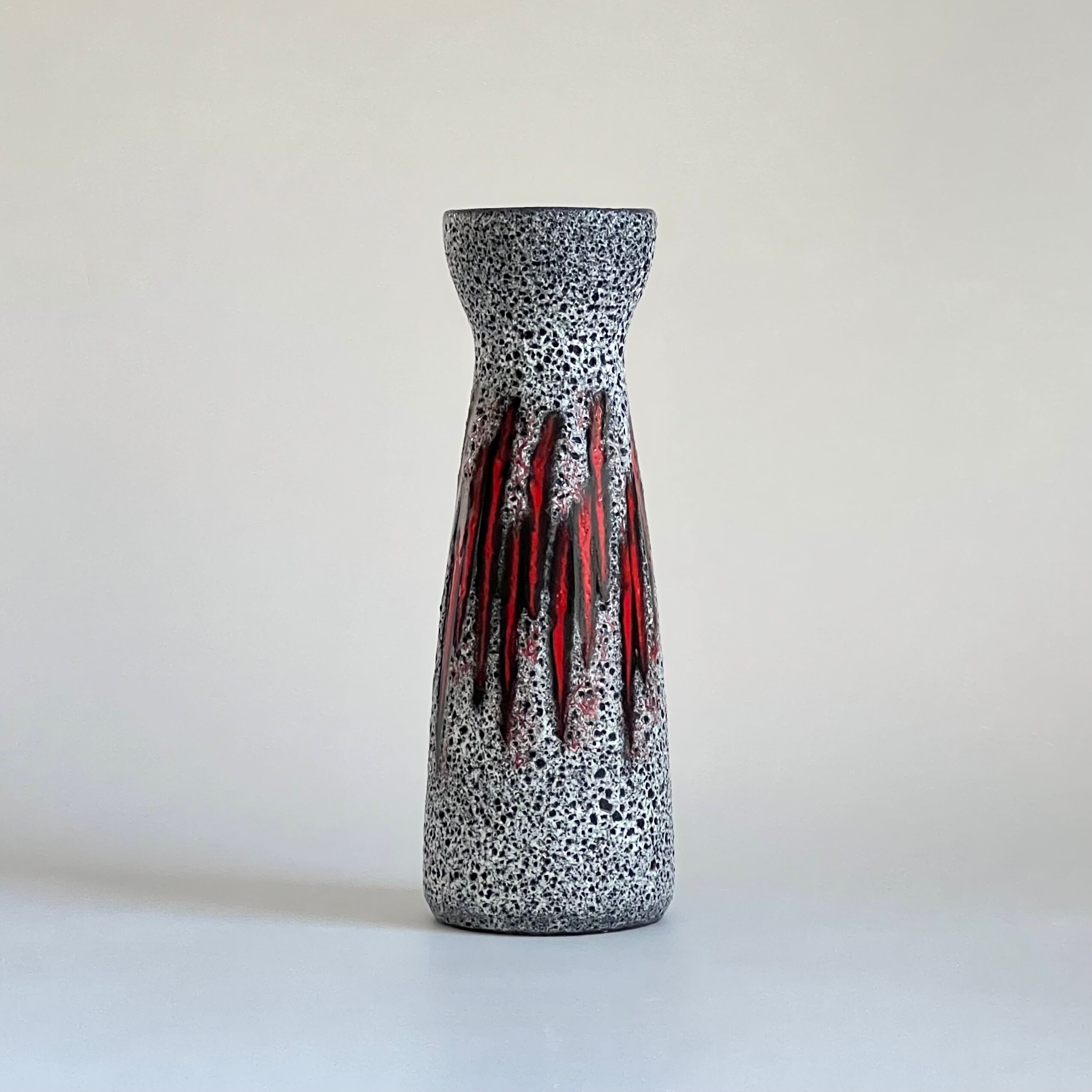 Fat Lava 花瓶 | ”Lora” Scheurich 520 32 | PolePoleDecor｜Vintage