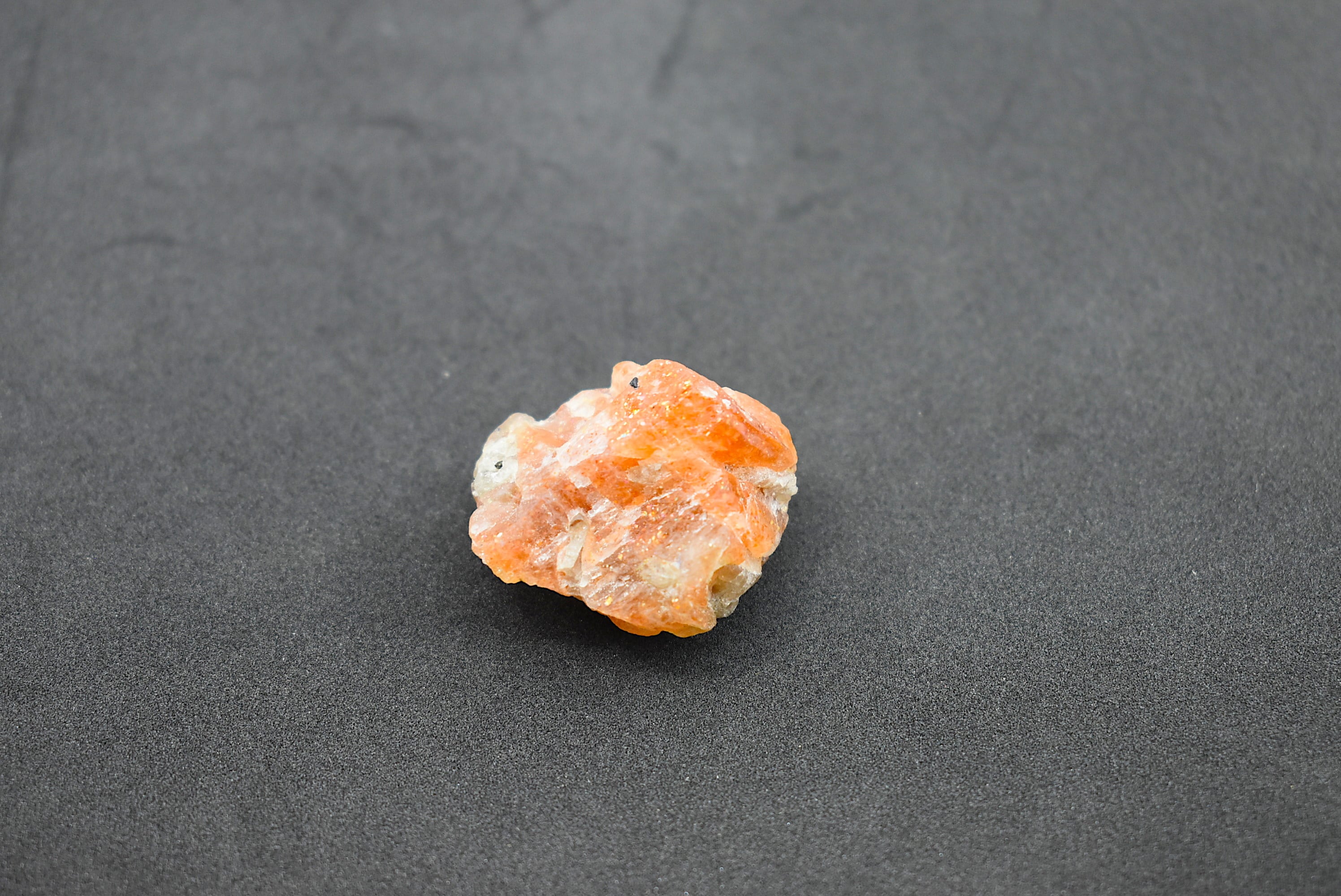 ウスカバード　カーネリアン カーネリアン原石 carr002 | Funky garuda Stone (ファンキー