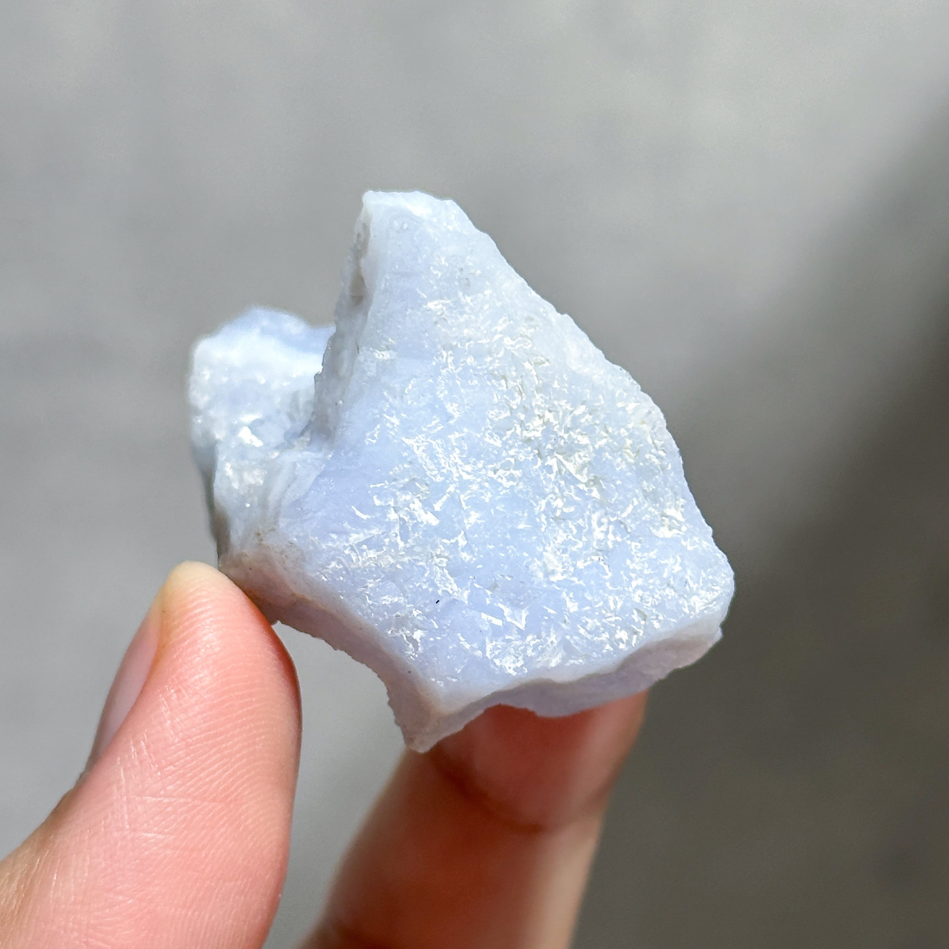 ブルーカルセドニー 原石81◇ Blue Chalcedony ◇天然石・鉱物