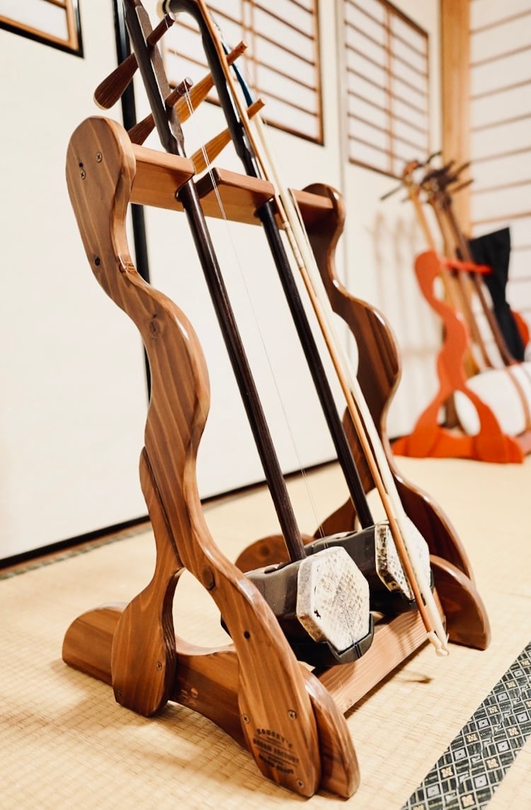 二胡スタンド | 手作り木工 レスポーラー夢工房