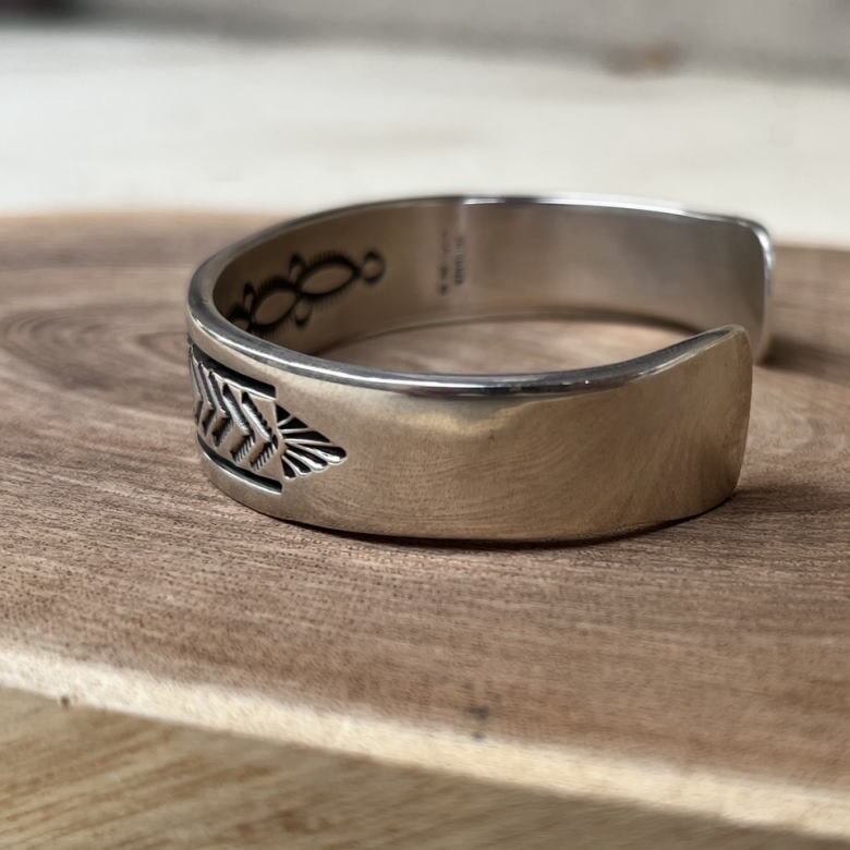 インディアンジュエリー Indian Jewelry スタンプワーク バングル