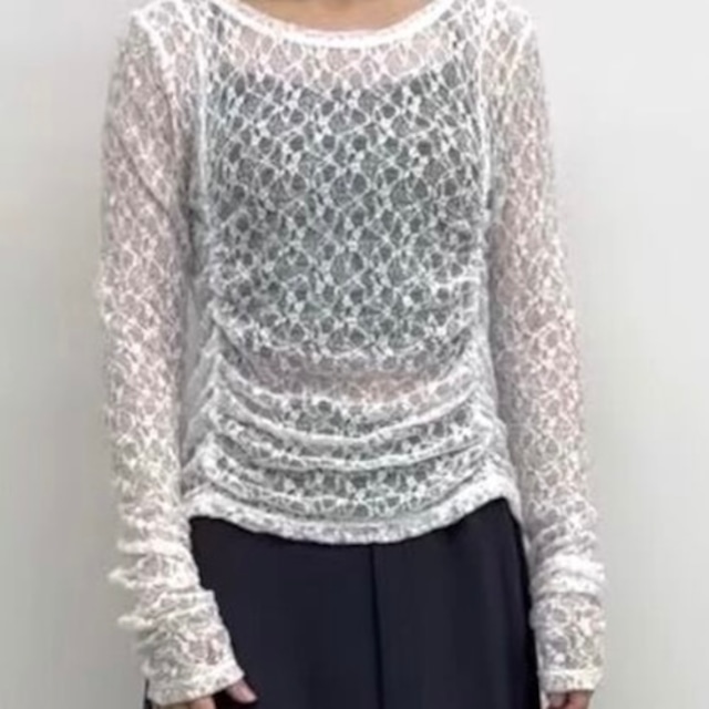 【 CLOCHE 】 ギャザーレースカットソー