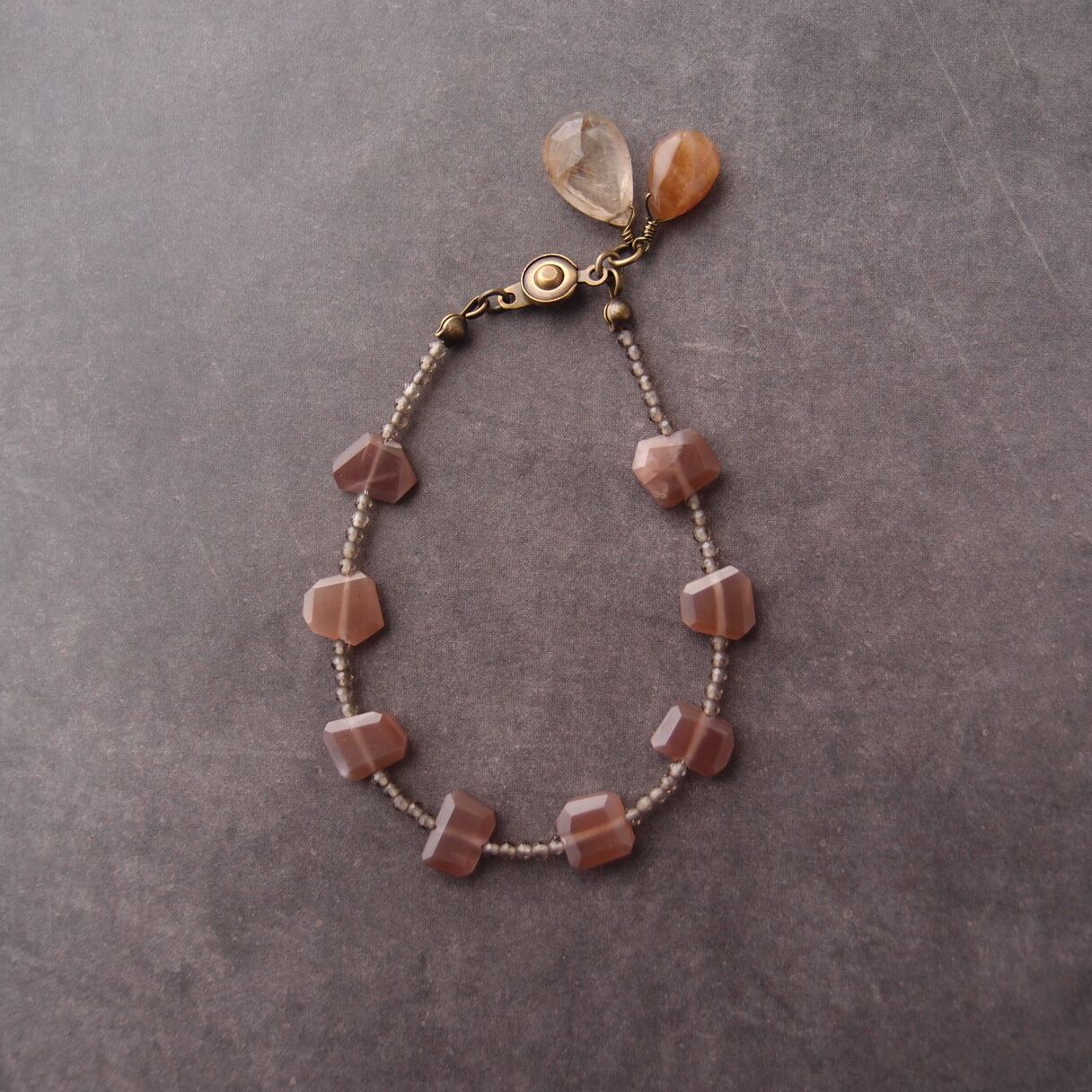 Moonstone × Smoky Quartz Bracelet/ムーンストーン×スモーキークォーツ ブレスレット
