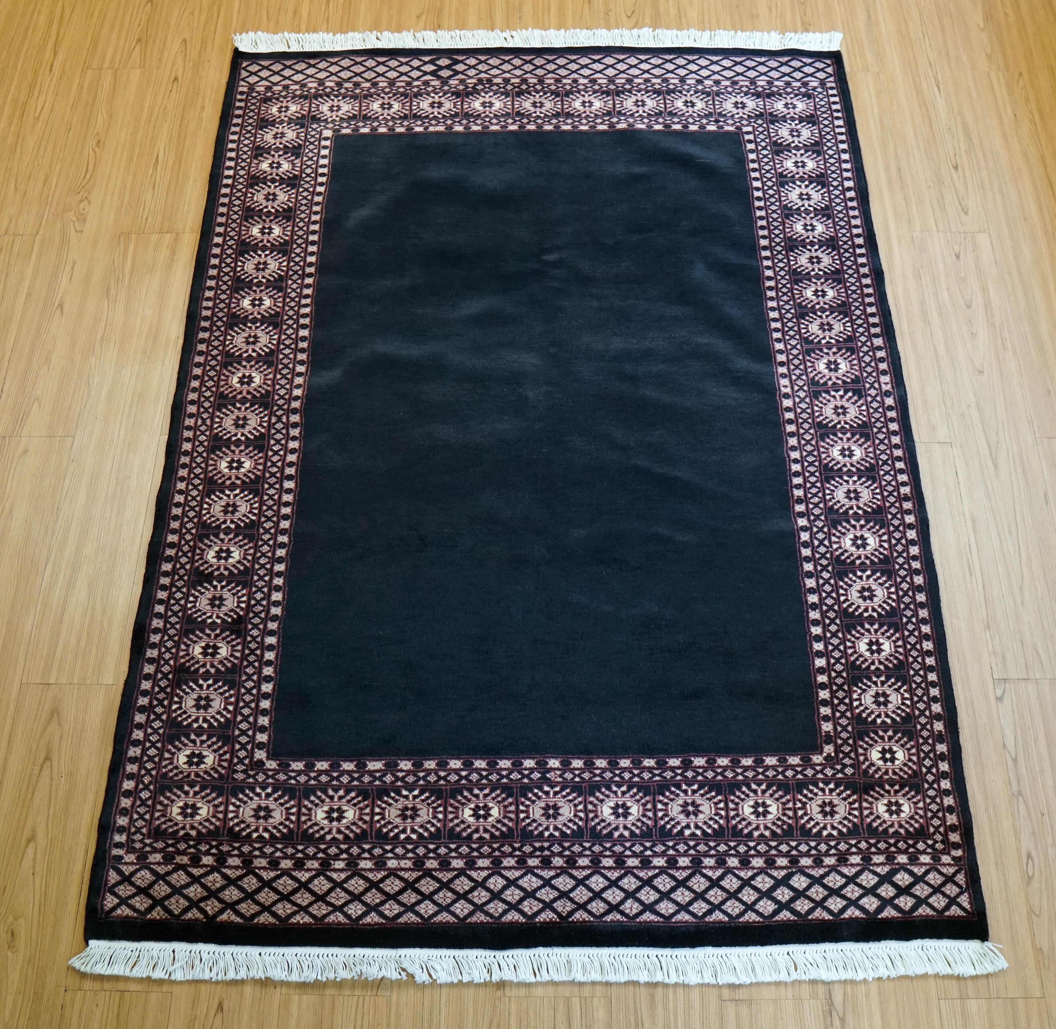 ペルシャ トライバルラグ（トルクメン族）180×113cm | Decorworks