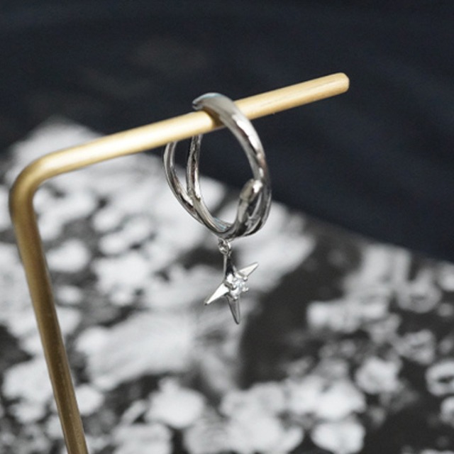 star charm ear cuff　スターチャームイヤーカフ　J1444