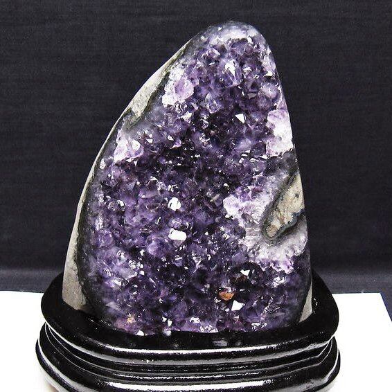 1.7Kg アメジスト クラスター ウルグアイ産 原石 amethyst 一点物 台座付属 182-7955