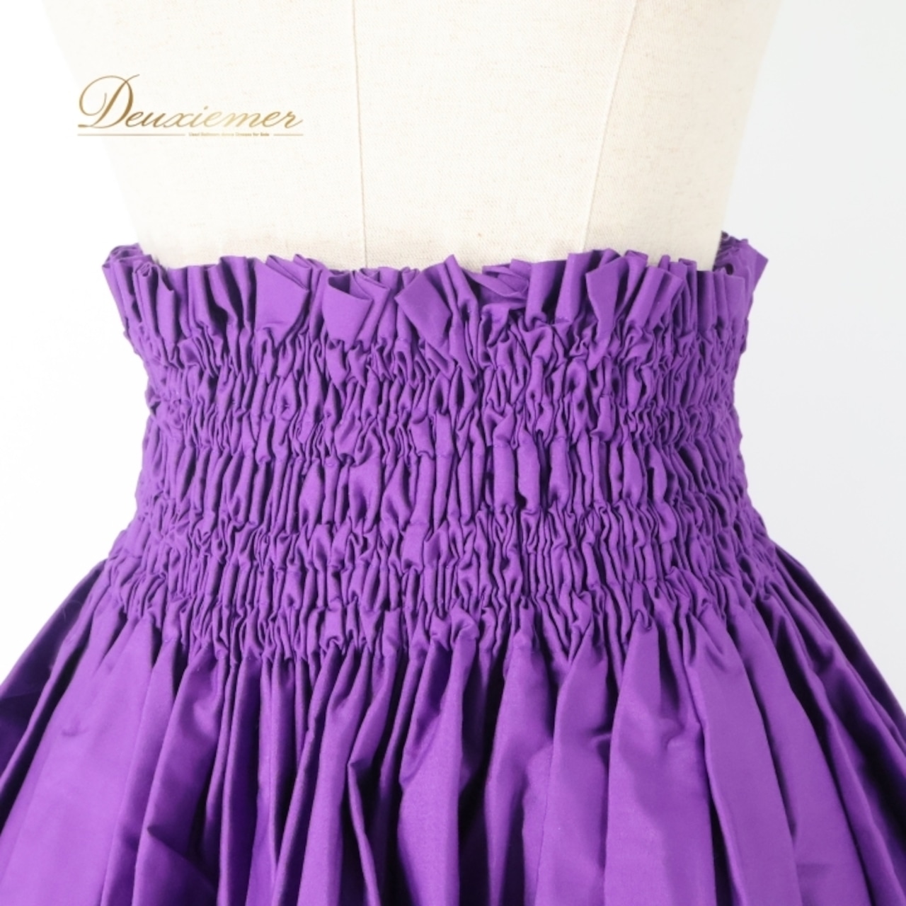 フラダンス 衣装 パウスカート パープル系 紫 無地 シンプル シングル スカート 華やか 鮮やか 大人っぽい フレア ハワイアン レッスン 練習 フラ ダンス アロハ 上品 エレガント ふんわり フレアスカート 大人 フレアスカート スタイリッシュ 軽やか