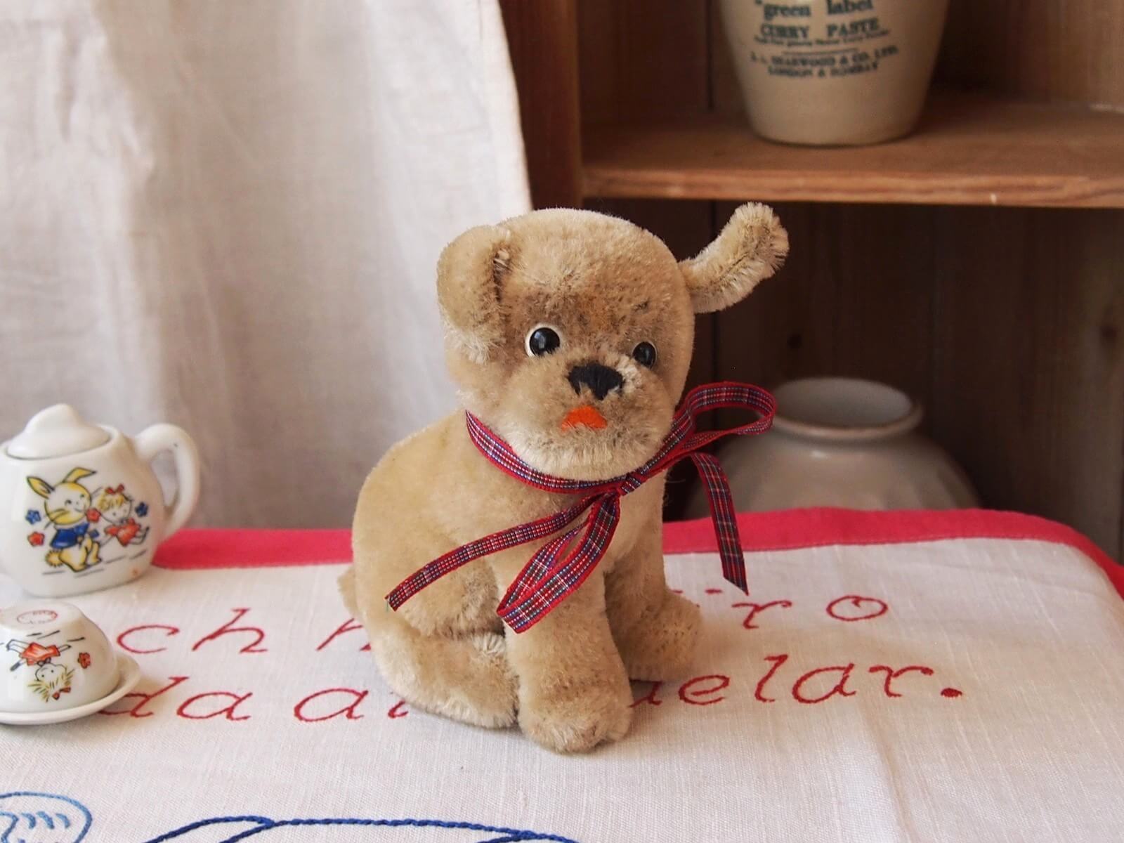 ドイツアンティーク　モプシードッグ　Steiff