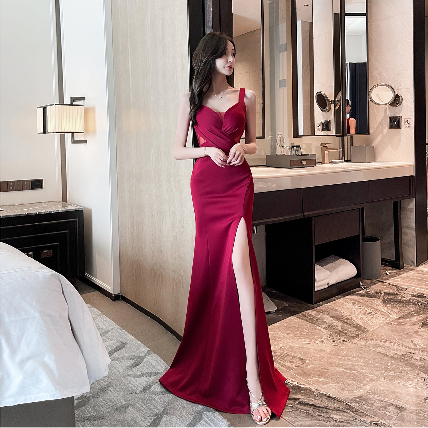 3色】ロングドレス セクシー ボディコン ノースリーブ ディープVネック