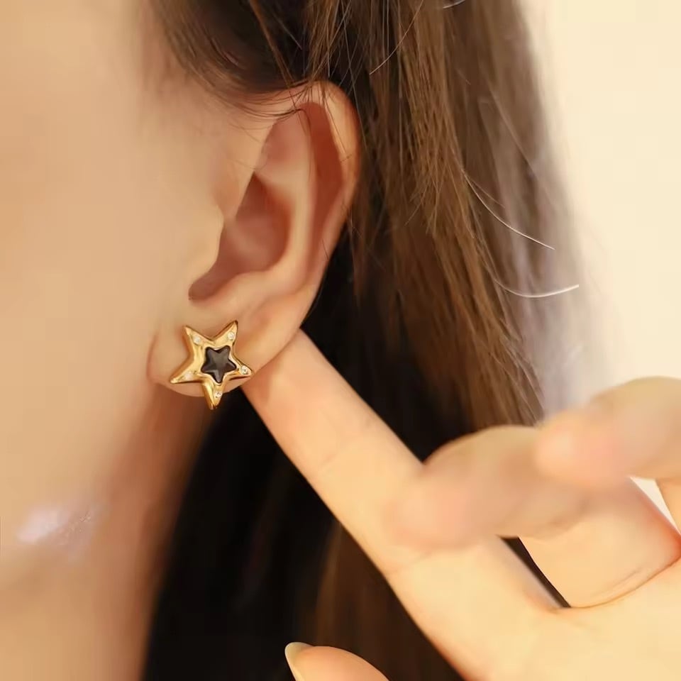 ブラックスター フレームピアス(01034)