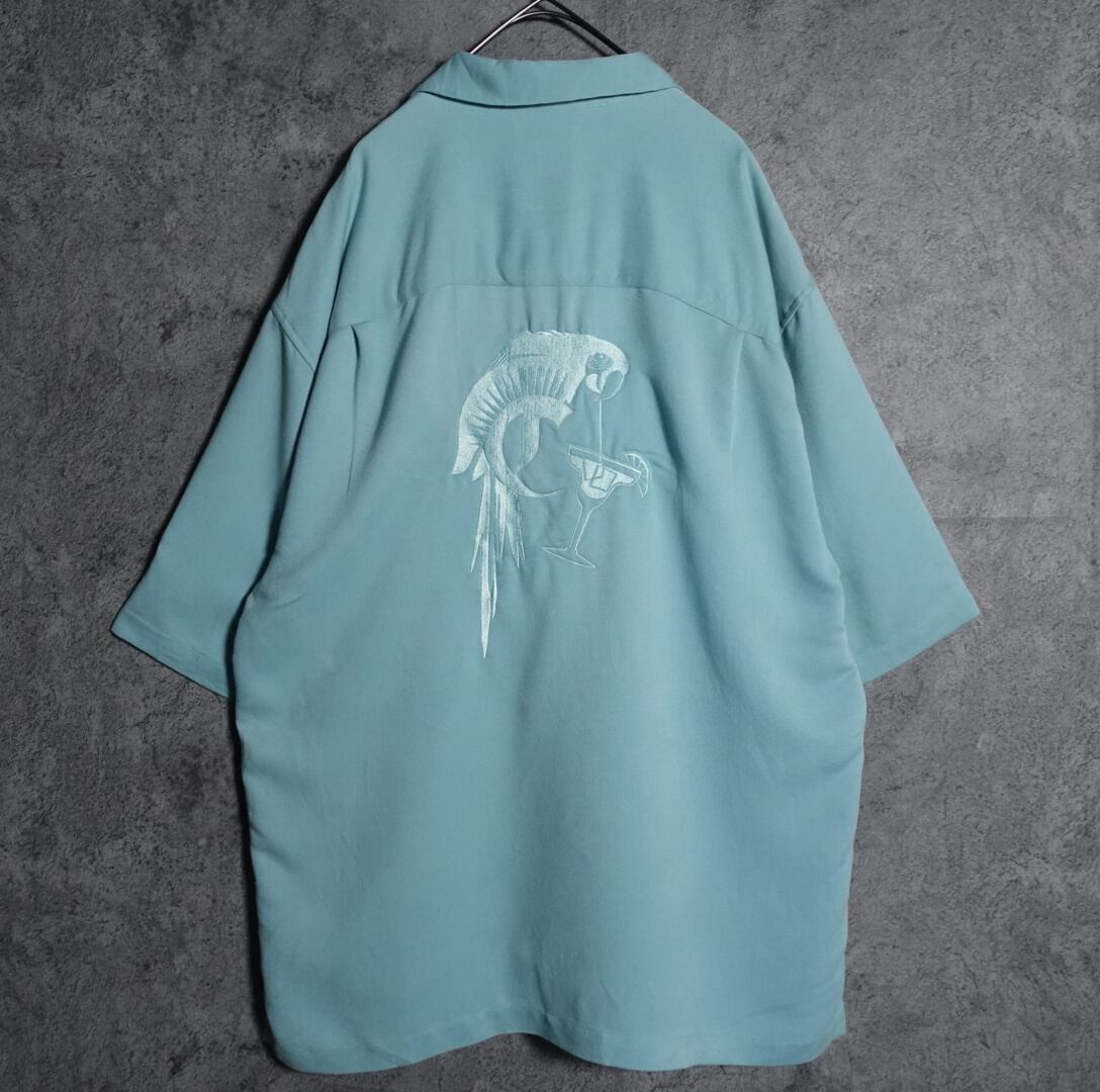 "Cubavera" embroidery design open collar shirt