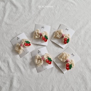 [BLACKPINK] Accessory) Cherry Patch Hair Clip / [블랙핑크] 악세)체리패치집게핀