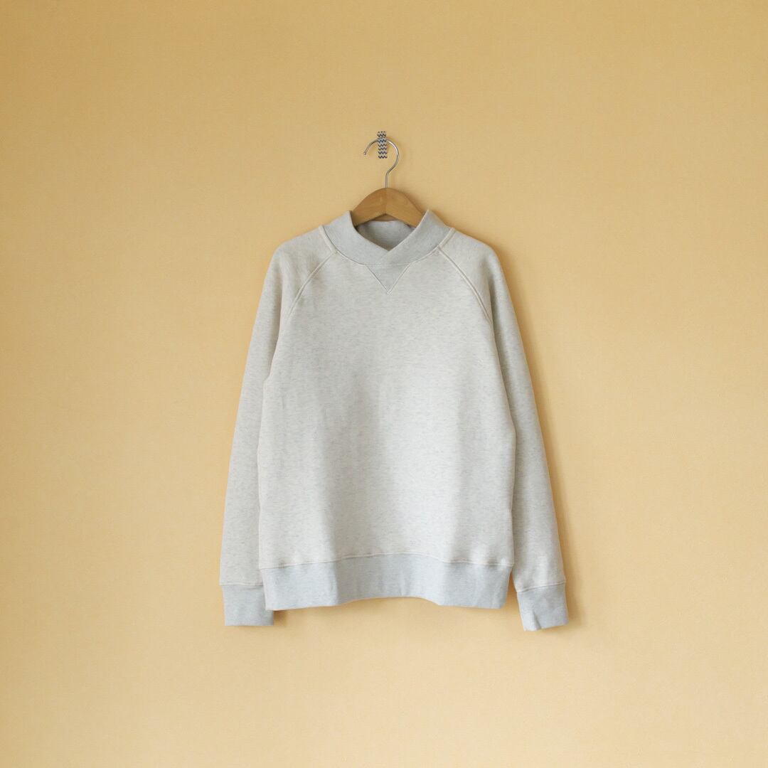 atelier naruse アトリエナルセ モックネックスウェット・オートミール