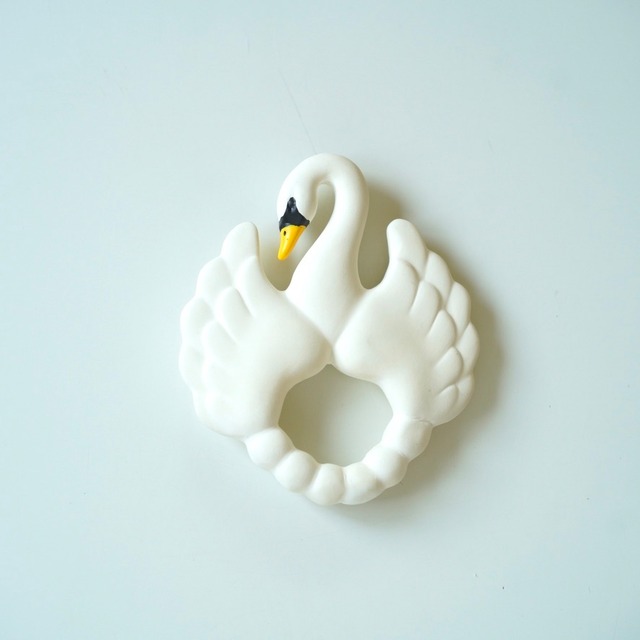 〈 Natruba 〉swan