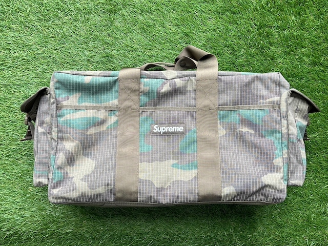 Supreme  DUFFLE BAG 44L WOODLAND CAMO 01043